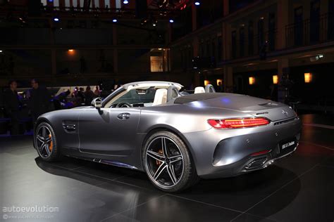 Mercedes AMG GT C Roadster Shows Up Topless In Paris Autoevolution