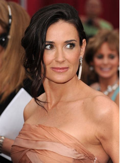 Demi Moore The Best Beauty Looks At The 2010 Oscars Popsugar Beauty