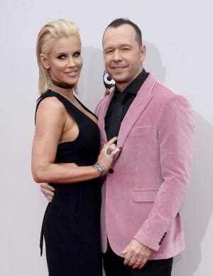 Jenny Mccarthy Pens Love Letter To Husband Donnie Wahlberg Breitbart
