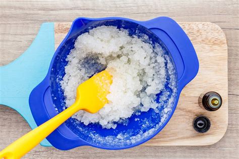 When mixture is entirely cool, add the sugar. How to Make Soothing Homemade Coconut Oil Sugar Scrub ...
