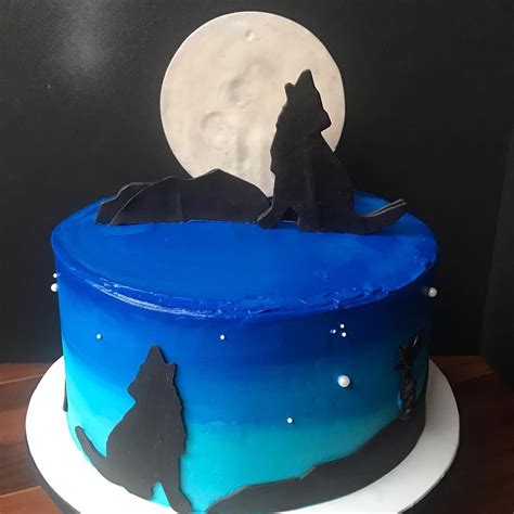 Jen Fitzpatrick On Instagram Moon Cake Wolfenoot A Beautiful Full
