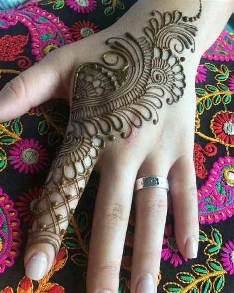35 Most Beautiful And Creative Henna Designs For Girls Sensod