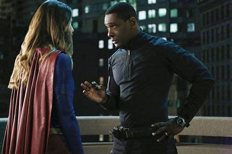 The hidden joint in cape helps with posing as well as chaning the shape of. The CW's Supergirl Addresses Race in America with Martian ...