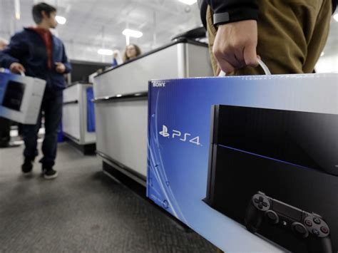 Sony Playstation 4 Continues To Outsell Microsoft Xbox One Console