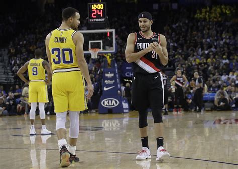 Nba Playoffs Steph And Seth Curry To Face In West Finals