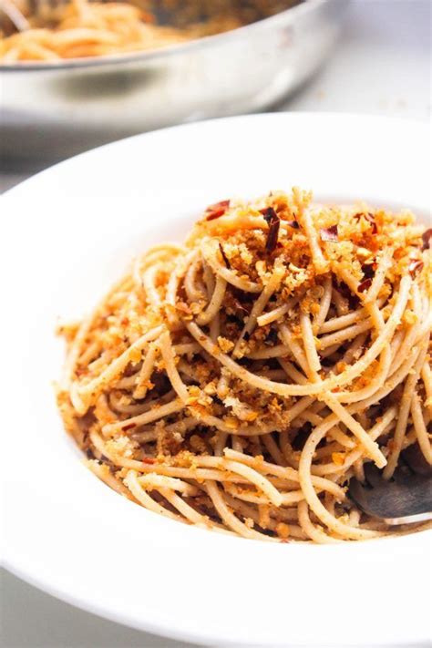 Brown Butter Garlic Noodles With Toasted Breadcrumbs The Twin Cooking