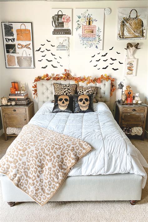 Halloween Bedroom Decor - StyledJen