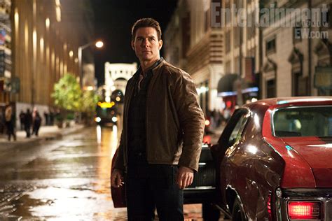 Tom Cruise Stands Tall In Trailer For Jack Reacher