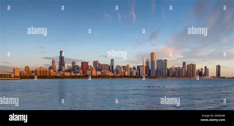 Chicago Skyline Cityscape Panoramic Panorama Sunrise Stock Photo Alamy