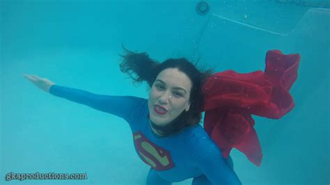 Modelactress Megan Jones Supergirl Viii Avenging Force