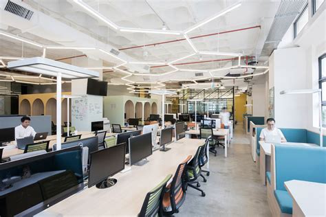 Innovative Office Designs In Singapore Attract Global Companies Seeking