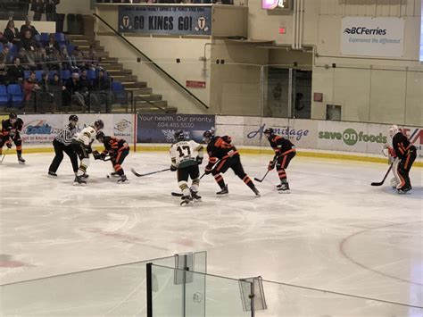 game recap marcoux defense power smoke eaters to 3 1 victory trail smoke eaters