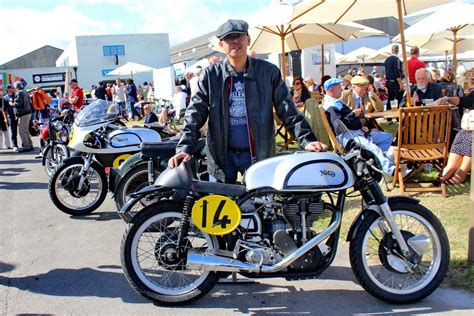 Classic Motorcycle Race #GoodwoodRevival 2015, UK - YouTube