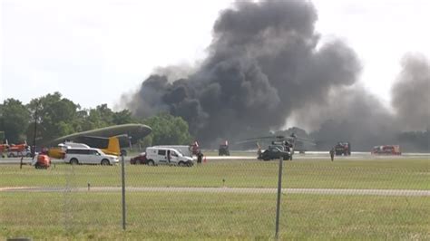 Pilot Dead After Plane Crash At Air Show Friday Youtube