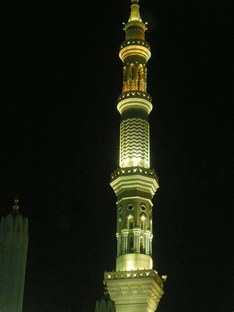 Kamu akan diangkat derajatnya oleh allah dan segala impian yang mungkin telah lama kamu mimpi kan akan berubah menjadi kenyataan. MASJIDIL HARAM: SHOLAT ARBAIN DI MADINAH