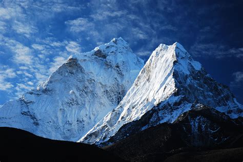 Himilayan Sunrise Dingboche Nepal Natural Landmarks Nature Landscape