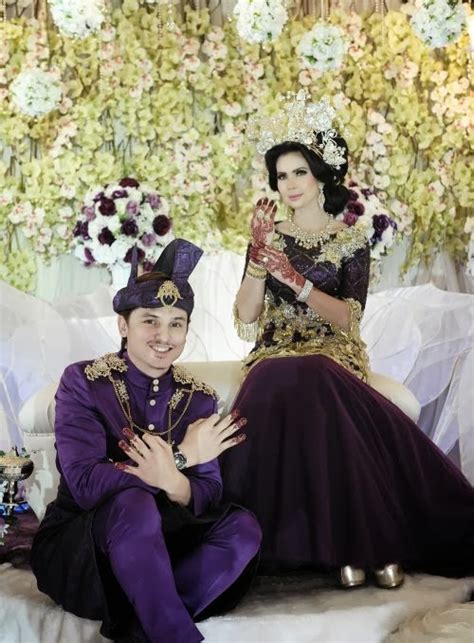 Inspirasi Baju Pengantin Tradisional Perkahwinan Selebriti Malaysia