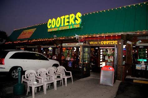 Cooters Restaurant And Bar Clearwater Menu Prices And Restaurant