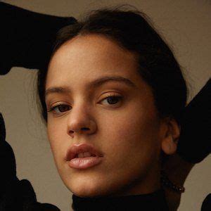 Rosalía - Biography, Family Life and Everything About ...