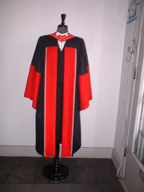 Phd Gowns Crownex Robes And Regalia