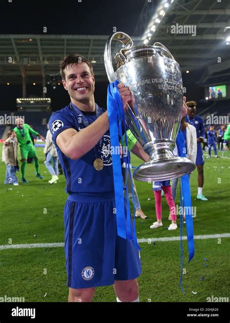 Porto Portugal 29th May 2021 Cesar Azpilicueta Of Chelsea Poses With