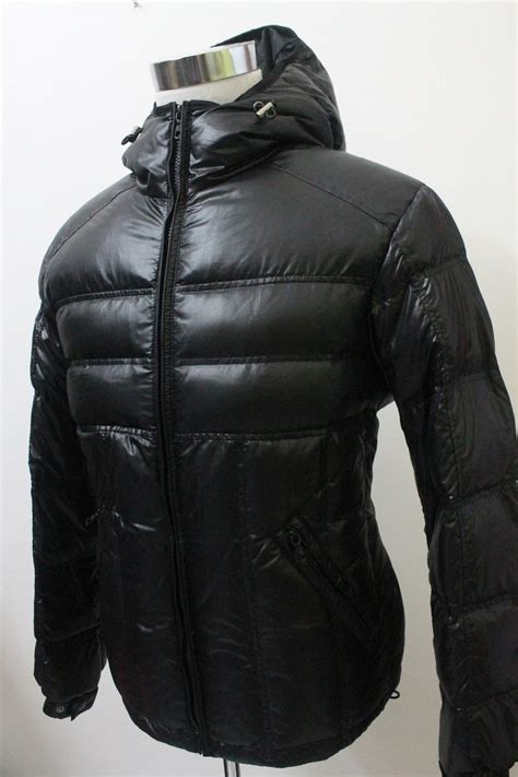 Let me know what you think. BUNDLEBARANGBAEK: UNIQLO Winter Hoodie Jacket for MEN ...