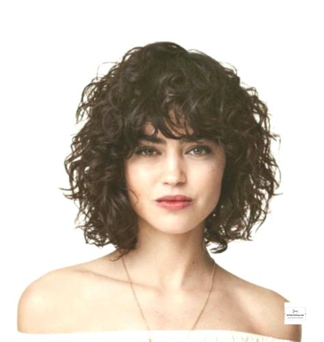 Chic Curly Hairstyles To Make You Look More Charming Short Curly