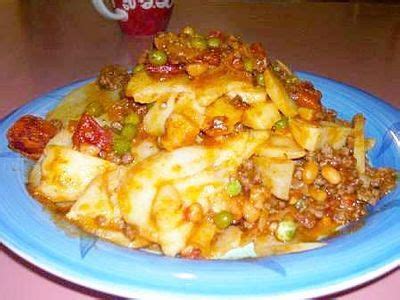 Bean pies have been standard items at black muslim bakeries and sold by so his daughter channeled sweet potato pie flavors and created a recipe using navy beans. Beef and Baked Bean Pie Recipe - Best Recipes