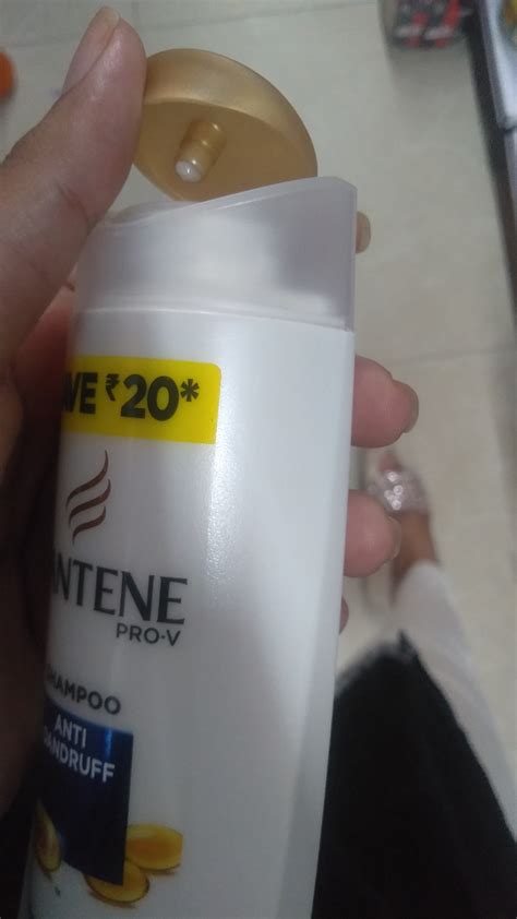 It is white in color and has a runny consistency. Pantene Pro-V Anti Dandruff Shampoo Reviews, Price ...
