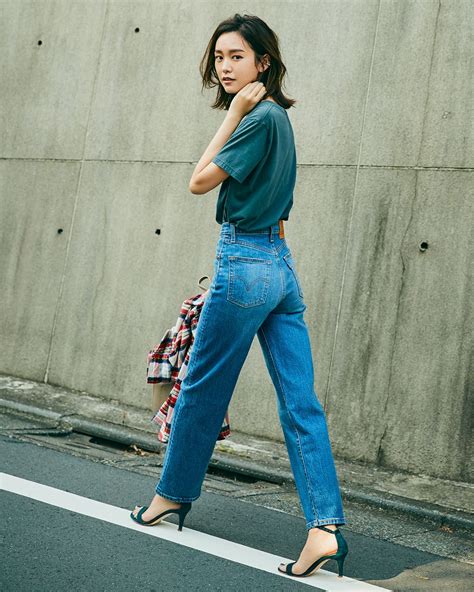 リーバイス® の新作「リブケージ」でかなえる 大人の女らしさに自信をくれるデニムスタイル5 ファッション デニムスタイル 日本のファッションスタイル