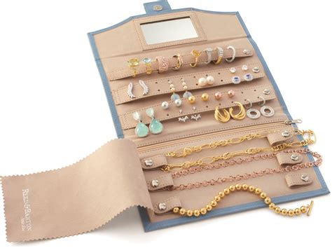 Diy Jewelry Holder For Travel Easily Pack Your Necklaces For