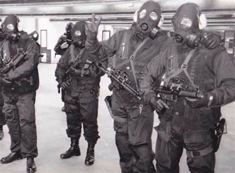 22 Sas Ct Team In The Indoor Range At Hereford From The Early 1990s
