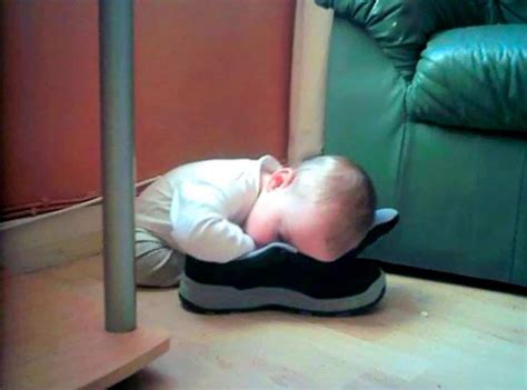 10 Funny Pictures Of Sleeping Kids