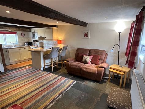 1 Bedroom Cottage In Cumbria Hawkshead Dog Friendly Holiday Cottage