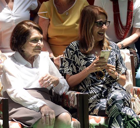 Arlete salles, armando bógus, ary fontoura, cássio gabus mendes, cláudio corrêa e castro, danton mello, elias gleizer, flávio galvão, josé mayer, lídia. D. Arlete Magalhães: presença no desfile infantil da Lacoste