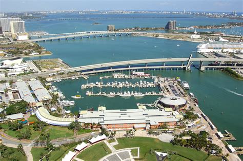 The banks of biscayne bay wrap around the property with the city of miami marina at its side. Miamarina at Bayside in Miami, FL, United States - Marina ...