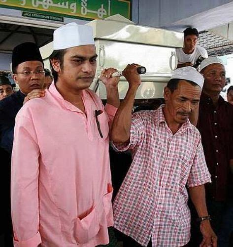 This is the second time they. wartamaya: Nurin's dad vs Govt, cops: Oct 30 date in court