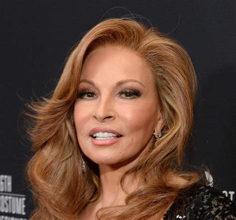 Raquel Welch Plastic Surgery Before and After Botox Injections | Celebie