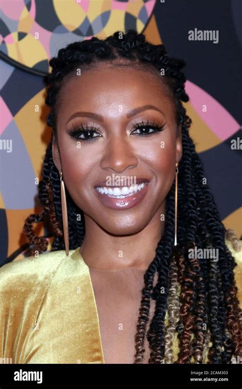 Los Angeles Jan 5 Gabrielle Dennis At The 2020 Hbo Golden Globe