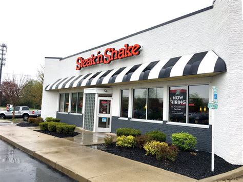 Tracking keeps updating but it never moves. Steak 'n Shake - 36 Photos & 60 Reviews - Fast Food - 675 ...