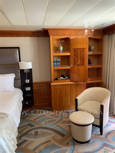 This room does have a connecting door to another handicap suite. Disney Wonder One Bedroom Suite | Bedroom Suites
