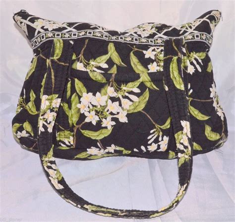 Vera bradley womens triple zip hipster crossbody bag multicolor floral small new. Vera Bradley Retired Pattern Jasmine Black Floral Purse ...