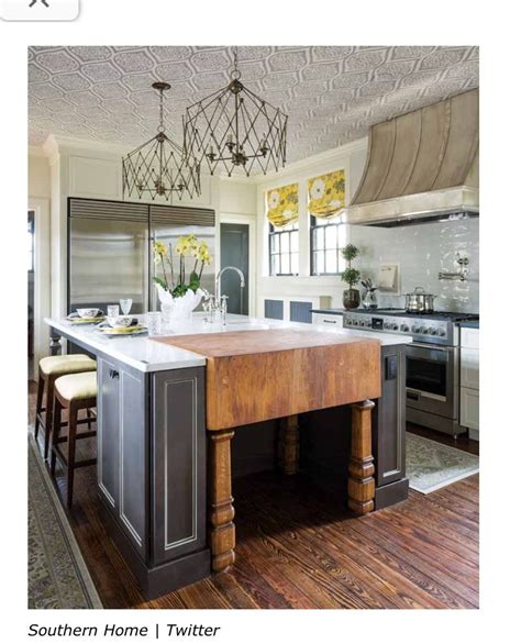 I Like Incorporating The Butcher Block Into The Island In 2020 House