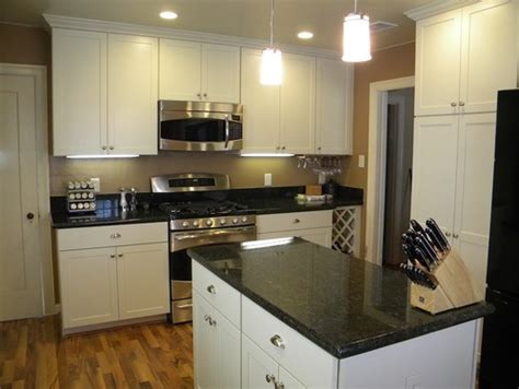 What does uba tuba granite look like from a distance? Ubatuba Granite | Granite Countertops, Slabs, Tile