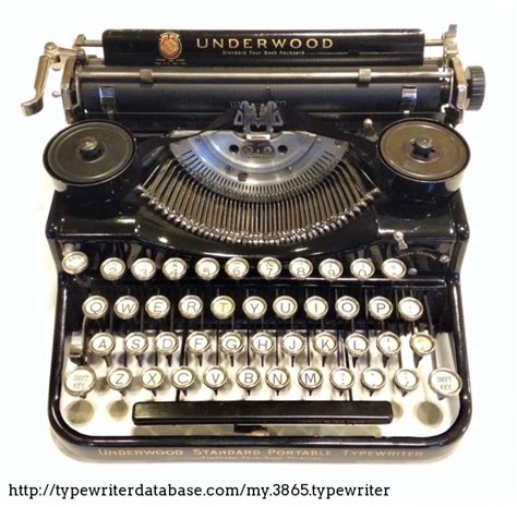 A typewriter for me à € by zachary lucier. 1926 Underwood Portable 4 Bank Typewriter #4B 29225 TWDB