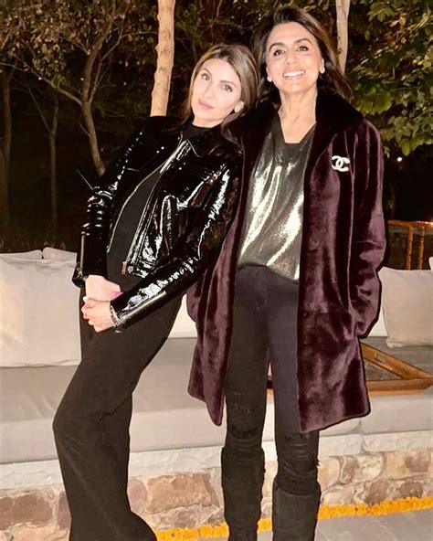 From Amrita Sara To Neetu Riddhima Look At Most Stunning Mother Daughter Duos Of B Town News18