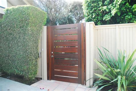 Custom Wood Gates By Garden Passages Premium Wood Gates Features