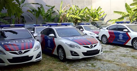 Klik pada gambar thumbail untuk mengunduh gambar ukuran. Unduh Gambar Mobil Polisi Paling Keren