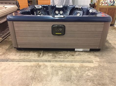 Youngs Hot Tub Sales And Service Center
