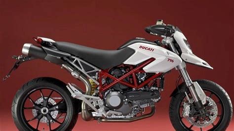 The new way to go hyper. Ducati Hypermotard 796: smaller and cheaper for 2010